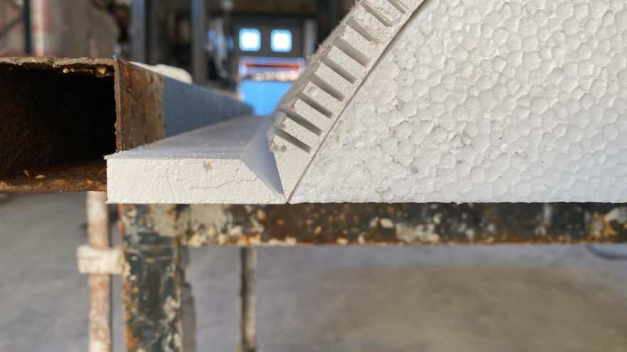 SOMOS FABRICANTES LÍDERES DE PREFORMADOS CON PLACA DE YESO